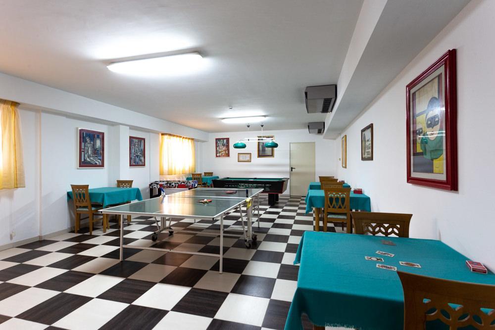 Hotel Abruzzo Пінето Екстер'єр фото
